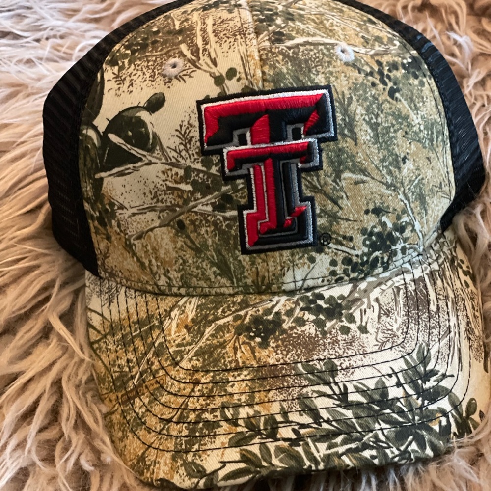 NWT Texas Tech Collegiate GameGuard SnapBack Hat